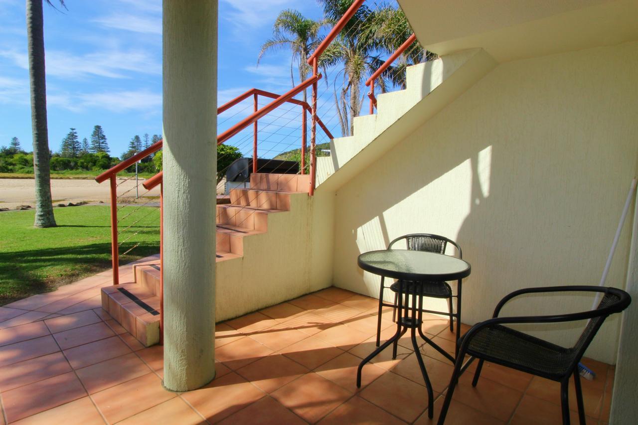 Beachfront 2, 25 Willow Street *